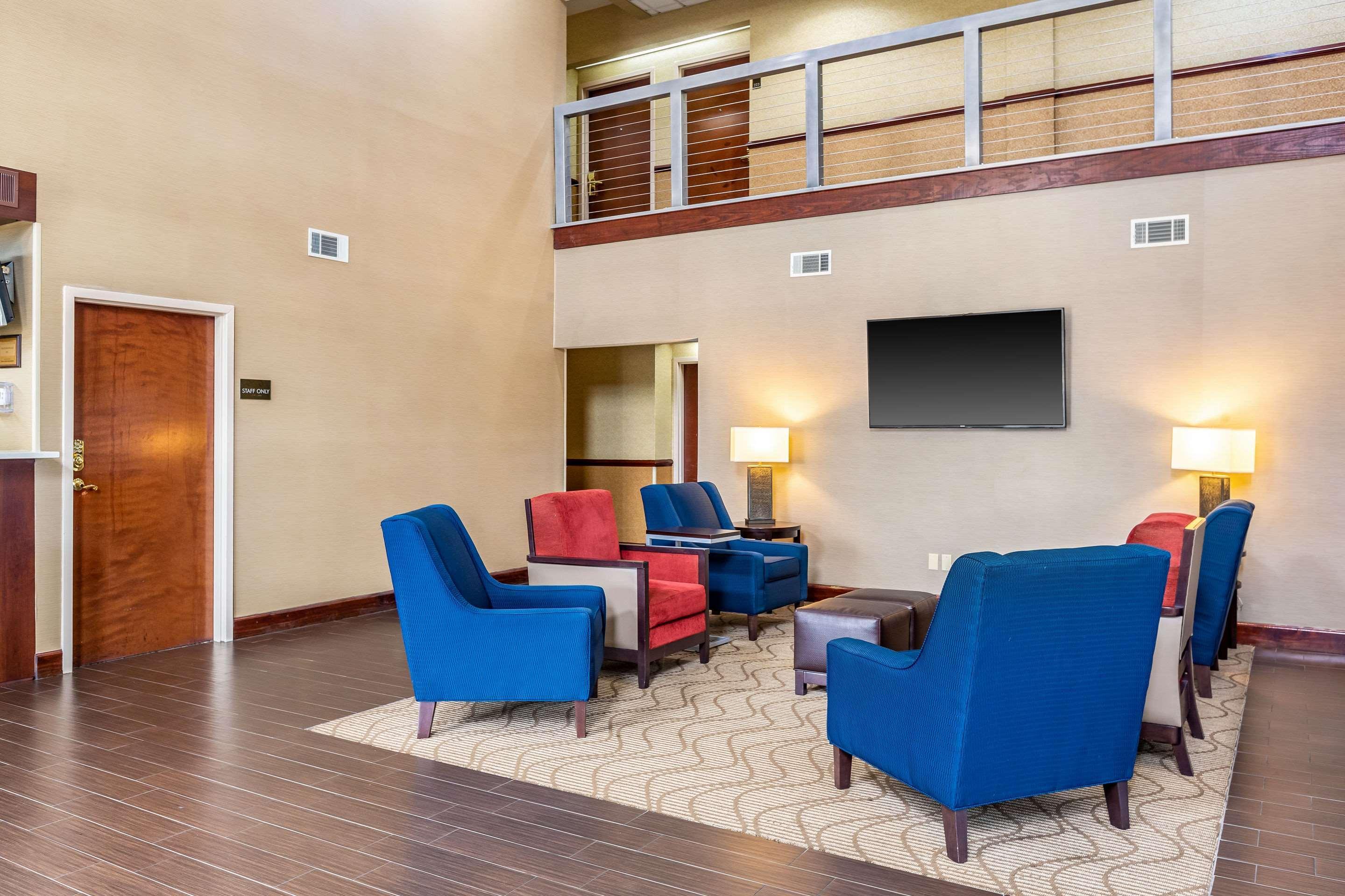 Comfort Suites Near Robins Air Force Base Warner Robins Exterior foto