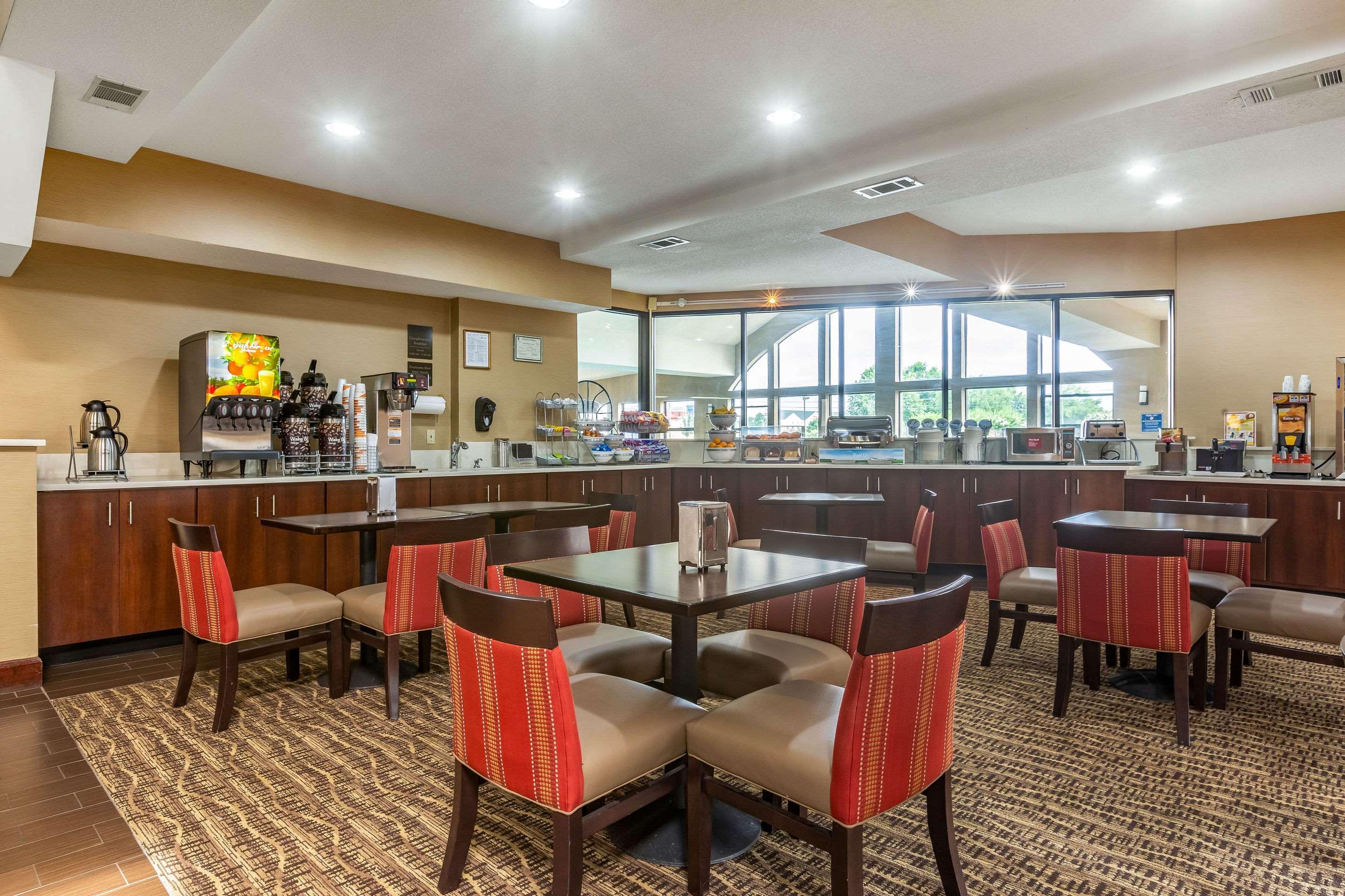 Comfort Suites Near Robins Air Force Base Warner Robins Exterior foto