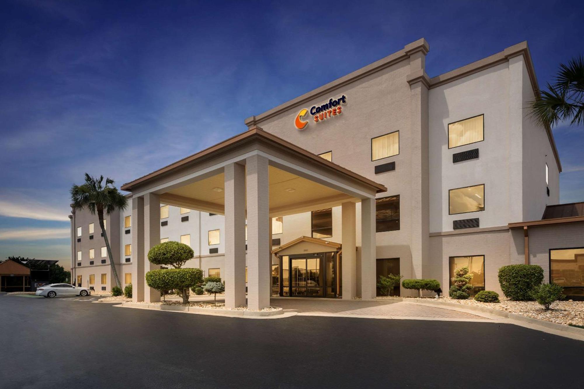 Comfort Suites Near Robins Air Force Base Warner Robins Exterior foto